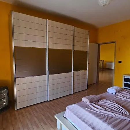 度假居 Vila Golem